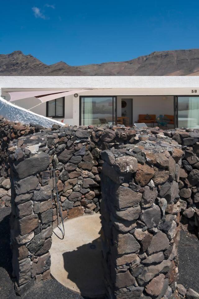 Lanzarote Famara Beach Bungalow Экстерьер фото