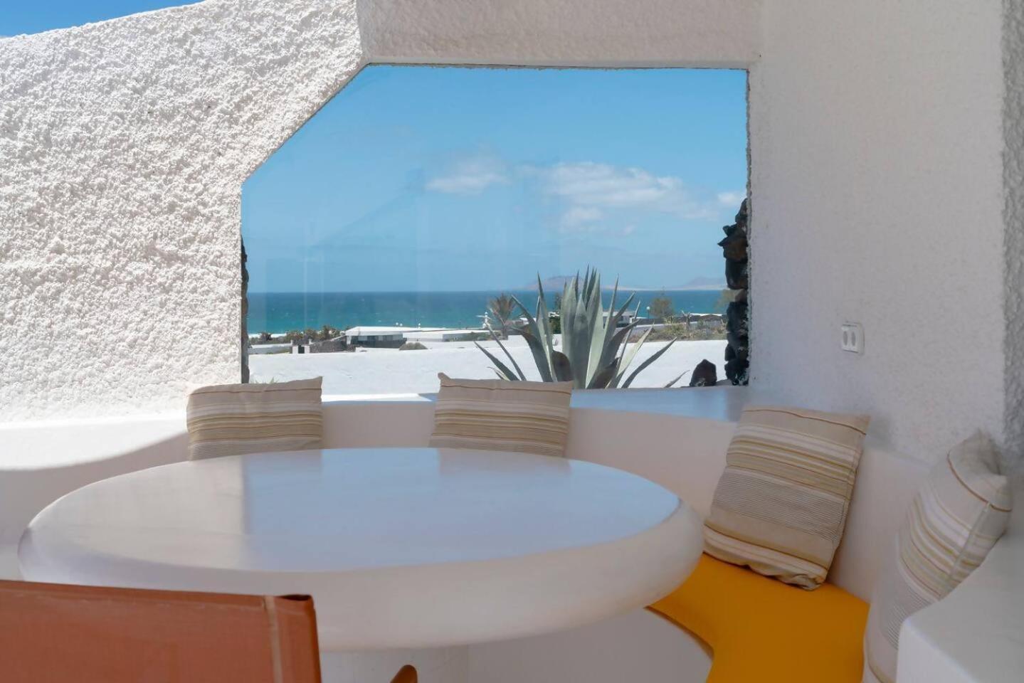 Lanzarote Famara Beach Bungalow Экстерьер фото